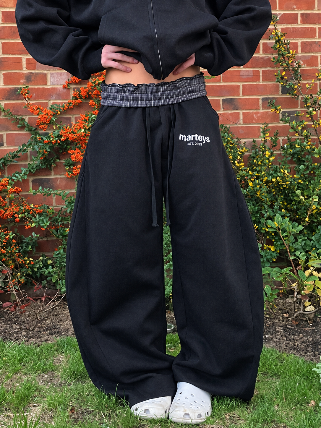 Plaid Barrel leg Sweatpants